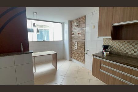 Apartamento para alugar com 200m², 3 quartos e 4 vagas Apartamento para alugar com 200m², 3 quartos e 4 vagasCozinha