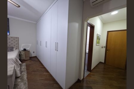 Quarto de casa à venda com 4 quartos, 373m² em Jardim Sao Caetano, São Caetano do Sul