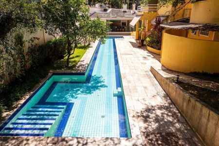 Casa à venda com 953m², 6 quartos e 8 vagasFoto 19