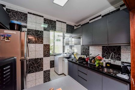 Apartamento para alugar com 74m², 4 quartos e 1 vaga Apartamento para alugar com 74m², 4 quartos e 1 vagaCozinha e Área de Serviço