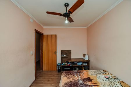 Quarto 1 de apartamento para alugar com 4 quartos, 74m² em Passo D’areia, Porto Alegre
