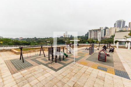 Apartamento à venda com 177m², 3 quartos e 3 vagasÁrea comum - Playground