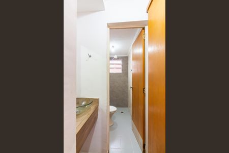 Apartamento à venda com 45m², 2 quartos e 1 vaga Apartamento à venda com 45m², 2 quartos e 1 vagaBanheiro