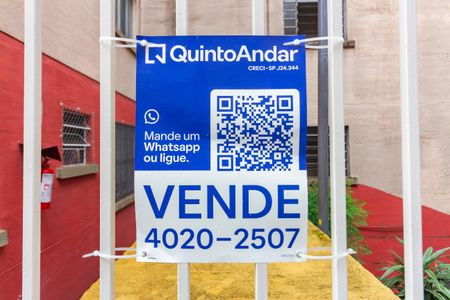Apartamento à venda com 45m², 2 quartos e 1 vaga Apartamento à venda com 45m², 2 quartos e 1 vagaPlaca