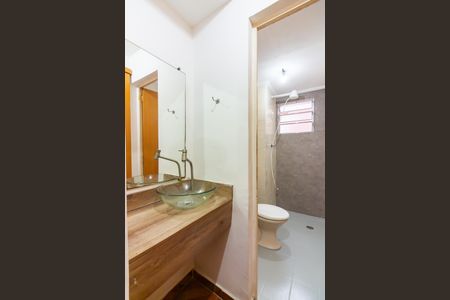 Apartamento à venda com 45m², 2 quartos e 1 vaga Apartamento à venda com 45m², 2 quartos e 1 vagaBanheiro