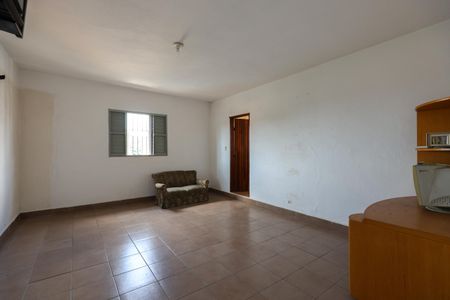 Suíte de casa à venda com 3 quartos, 350m² em Vila Morse, São Paulo