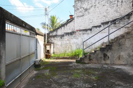 Casa à venda com 350m², 3 quartos e 3 vagas Casa à venda com 350m², 3 quartos e 3 vagasGaragem