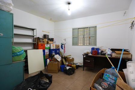 Casa à venda com 350m², 3 quartos e 3 vagas Casa à venda com 350m², 3 quartos e 3 vagasQuarto 3