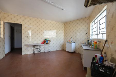 Casa à venda com 350m², 3 quartos e 3 vagas Casa à venda com 350m², 3 quartos e 3 vagasCozinha