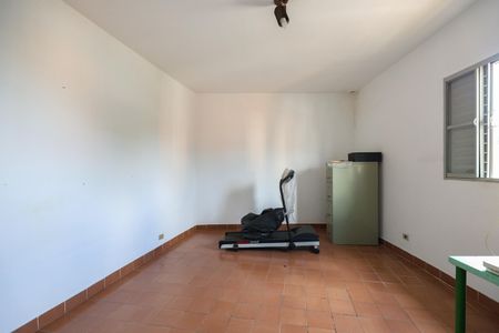 Casa à venda com 350m², 3 quartos e 3 vagas Casa à venda com 350m², 3 quartos e 3 vagasQuarto 2
