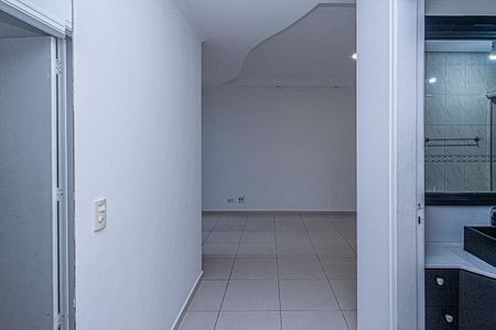 Apartamento para alugar com 68m², 3 quartos e 1 vaga Apartamento para alugar com 68m², 3 quartos e 1 vagahall íntimo_2