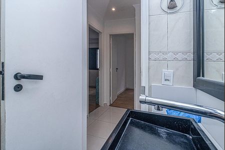 Apartamento para alugar com 68m², 3 quartos e 1 vaga Apartamento para alugar com 68m², 3 quartos e 1 vagabanheiro social_4