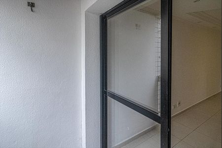 Apartamento para alugar com 68m², 3 quartos e 1 vaga Apartamento para alugar com 68m², 3 quartos e 1 vagasacada_4