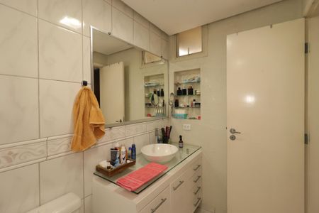 Apartamento à venda com 105m², 3 quartos e 1 vagaBanheiro da Suíte