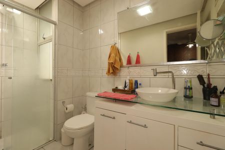 Apartamento à venda com 105m², 3 quartos e 1 vagaBanheiro da Suíte