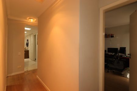 Apartamento à venda com 105m², 3 quartos e 1 vagaCorredor