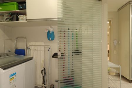 Apartamento à venda com 105m², 3 quartos e 1 vagaÁrea de Serviço