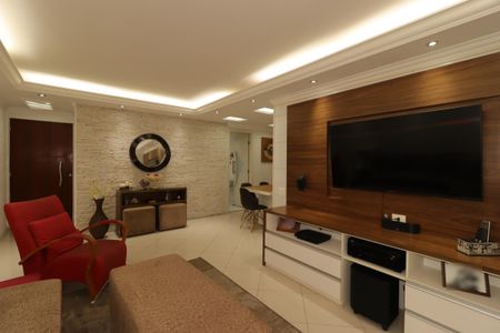 Apartamento à venda com 105m², 3 quartos e 1 vagaSala