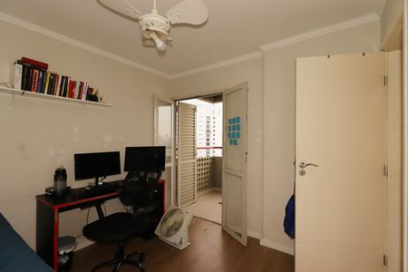 Apartamento à venda com 105m², 3 quartos e 1 vagaQuarto 2
