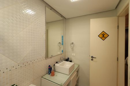 Apartamento à venda com 105m², 3 quartos e 1 vagaBanheiro Social