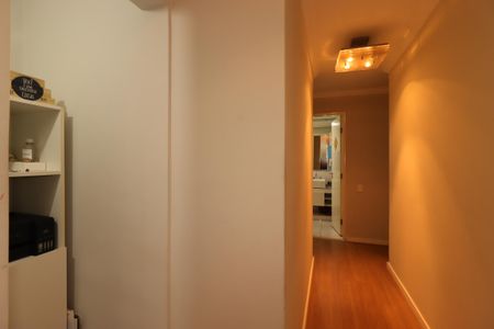 Apartamento à venda com 105m², 3 quartos e 1 vagaCorredor