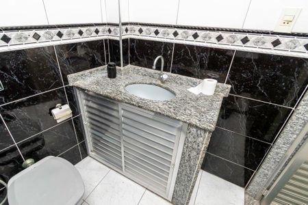 Apartamento à venda com 50m², 2 quartos e 1 vaga Apartamento à venda com 50m², 2 quartos e 1 vagaBanheiro