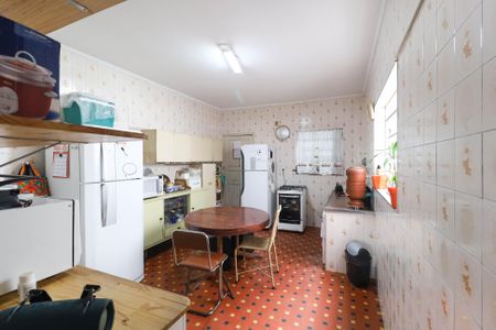 Casa à venda com 166m², 4 quartos e 3 vagas