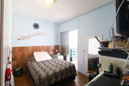 Casa à venda com 166m², 4 quartos e 3 vagas