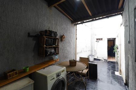 Casa à venda com 166m², 4 quartos e 3 vagas