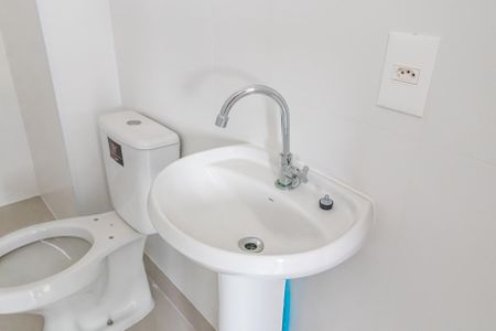 Apartamento à venda com 244m², 4 quartos e 4 vagasBanheiro de Serviço