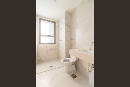 Apartamento à venda com 244m², 4 quartos e 4 vagasBanheiro da Suíte 4