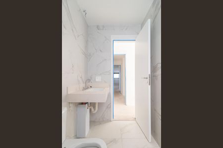 Apartamento à venda com 244m², 4 quartos e 4 vagasBanheiro da Suíte 2