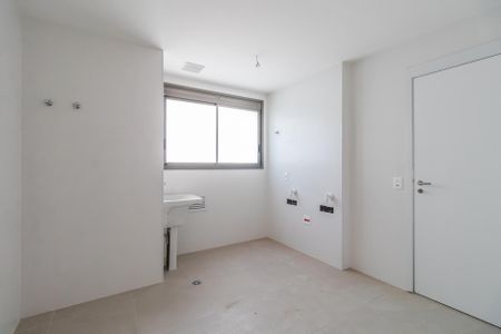 Apartamento à venda com 244m², 4 quartos e 4 vagasÁrea de Serviço