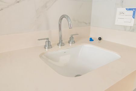 Apartamento à venda com 244m², 4 quartos e 4 vagasBanheiro da Suíte 3