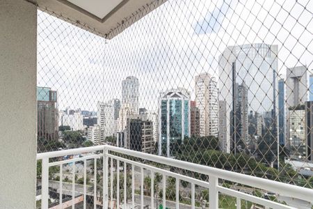 Apartamento para alugar com 187m², 3 quartos e 3 vagasVaranda da Suíte 1