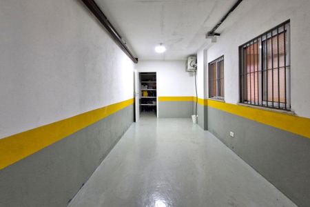 Casa de condomínio à venda com 470m², 6 quartos e 6 vagasCorredor