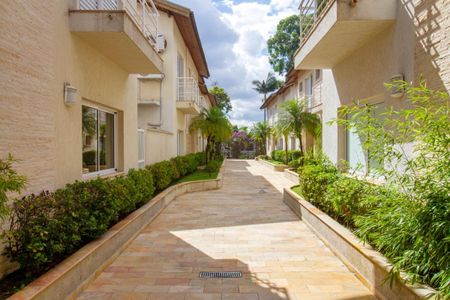 Casa de condomínio à venda com 470m², 6 quartos e 6 vagasVaranda
