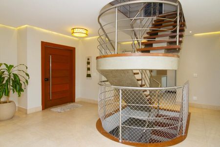 Casa de condomínio à venda com 470m², 6 quartos e 6 vagasHall de Entrada