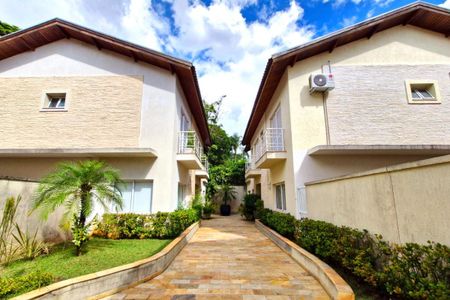 Casa de condomínio à venda com 470m², 6 quartos e 6 vagasÁrea externa