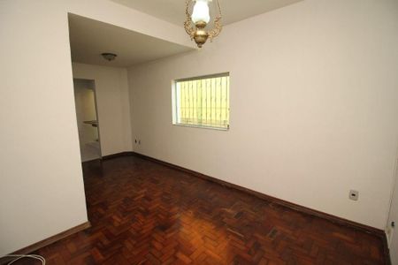 Casa à venda com 2 quartos, 71m² em Santa Rosa, Belo Horizonte