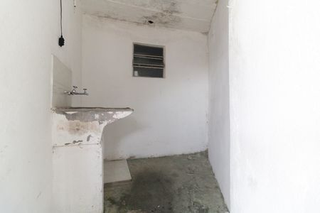 Casa à venda com 180m², 4 quartos e 2 vagas Casa à venda com 180m², 4 quartos e 2 vagasLavanderia da Casa 3