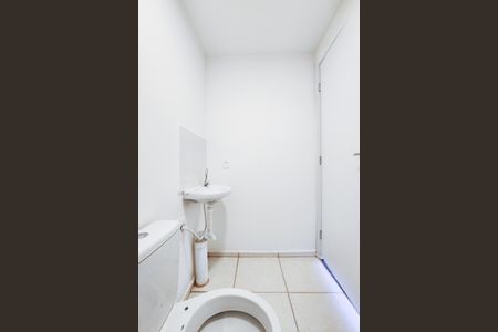 Apartamento para alugar com 47m², 2 quartos e sem vaga Apartamento para alugar com 47m², 2 quartos e sem vagaBanheiro