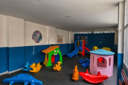 Apartamento para alugar com 50m², 1 quarto e 1 vaga Apartamento para alugar com 50m², 1 quarto e 1 vagaÁrea comum - Playground