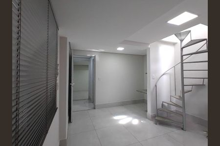 Apartamento para alugar com 84m², 2 quartos e 1 vagaSala