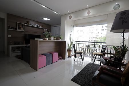Apartamento à venda com 85m², 2 quartos e 1 vagaSala
