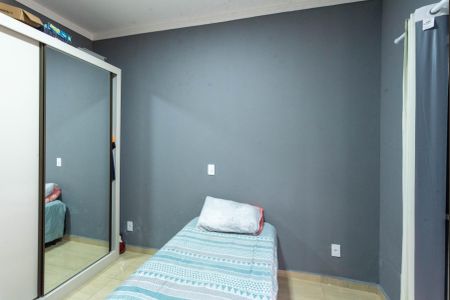 Casa à venda com 240m², 4 quartos e 5 vagas Casa à venda com 240m², 4 quartos e 5 vagasQuarto 1