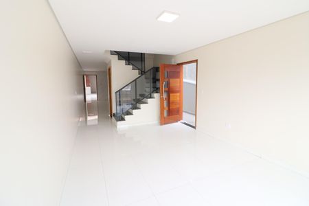 Sala de casa à venda com 3 quartos, 151m² em Jardim das Flores, Osasco