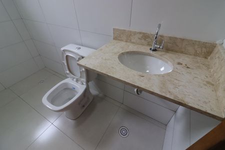 Casa para alugar com 151m², 3 quartos e 4 vagasBanheiro da Suíte 1