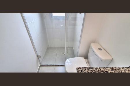 Apartamento para alugar com 65m², 2 quartos e 2 vagasBanheiro Social 