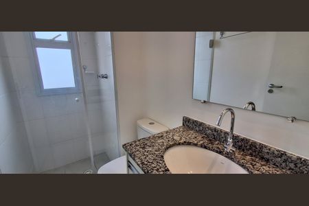 Apartamento para alugar com 65m², 2 quartos e 2 vagasBanheiro Social 